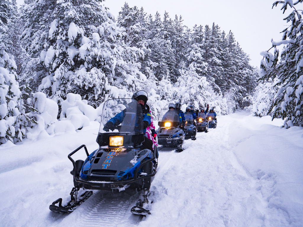 на-снегоходах-в-Карелии-сафари-в-Калевале-023.jpg
